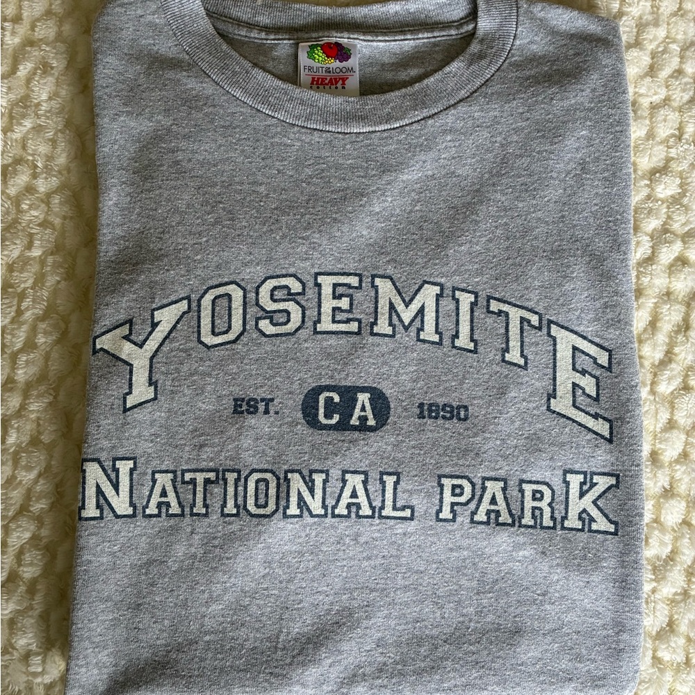 Yosemit National Park Gray Heavy Cotton Tee Shirt
